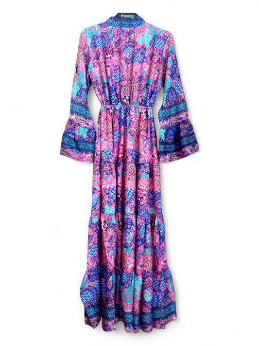 Long Sleeve Hippie Dress. Size 32 to 36.