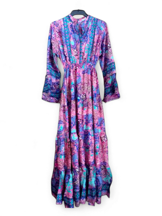Long Sleeve Hippie Dress. Size 32 to 36.