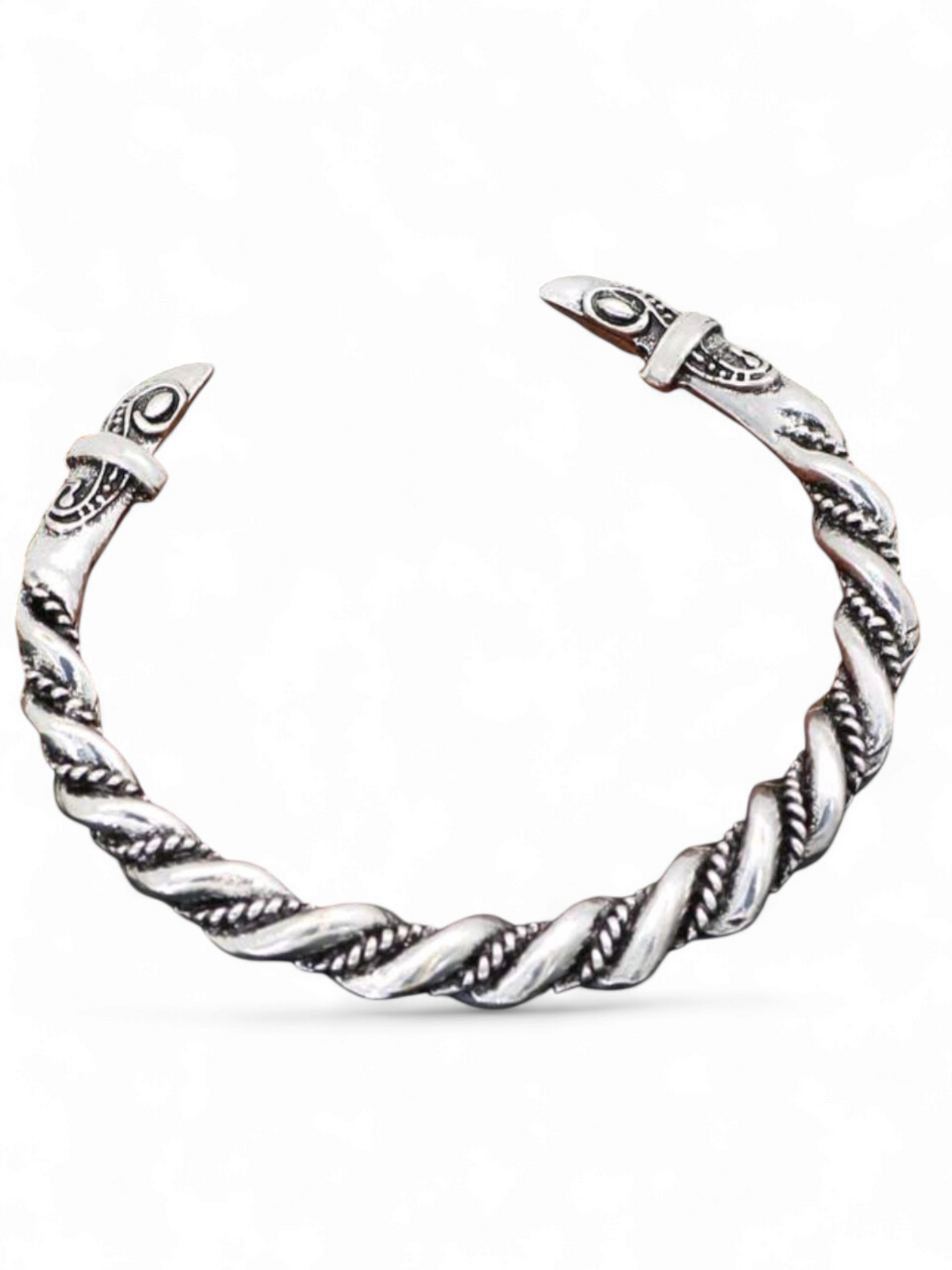Seasmoke- Antique Look Silver Plated Bangle