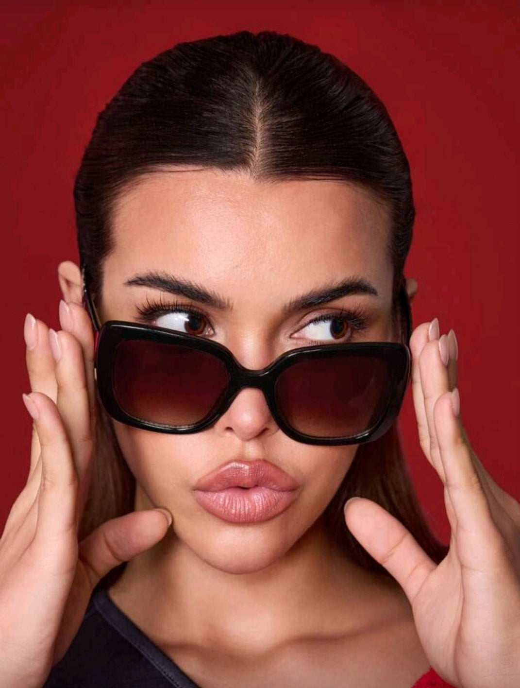 Lisenced Betty Boop Women's Fashion Sunnies with Carry Case